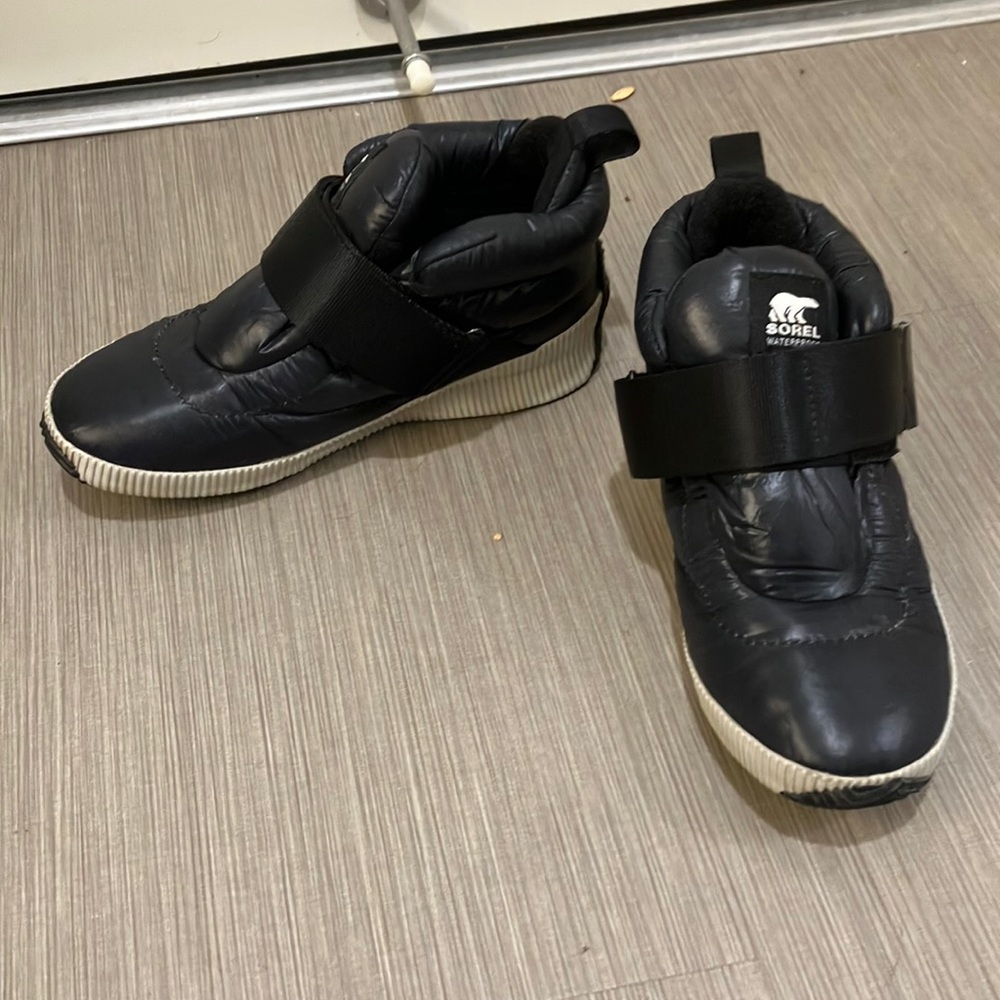 Sorel Navy Sneakers with White Soles